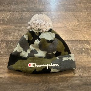 Champion‎ Camouflage Toboggan